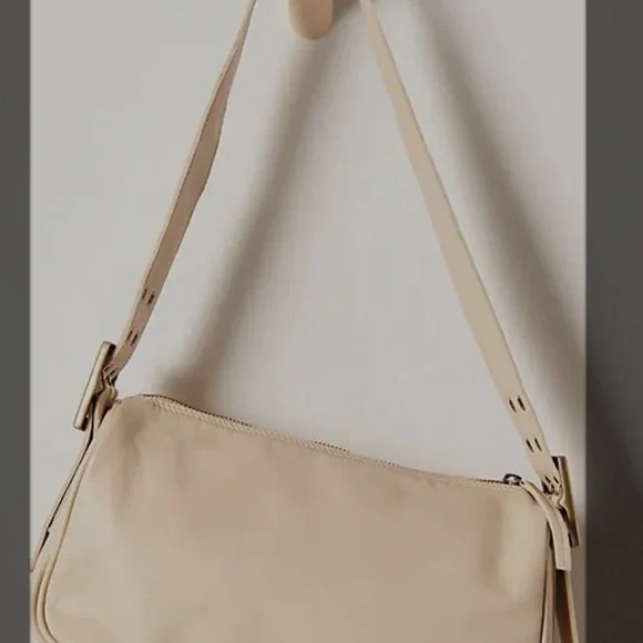 Gorgeous , Free People Over the Arm Candy Bag in sand NWT❤️ - Picture 5 of 8